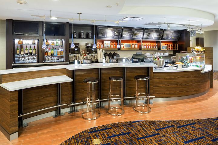 Courtyard Bar
