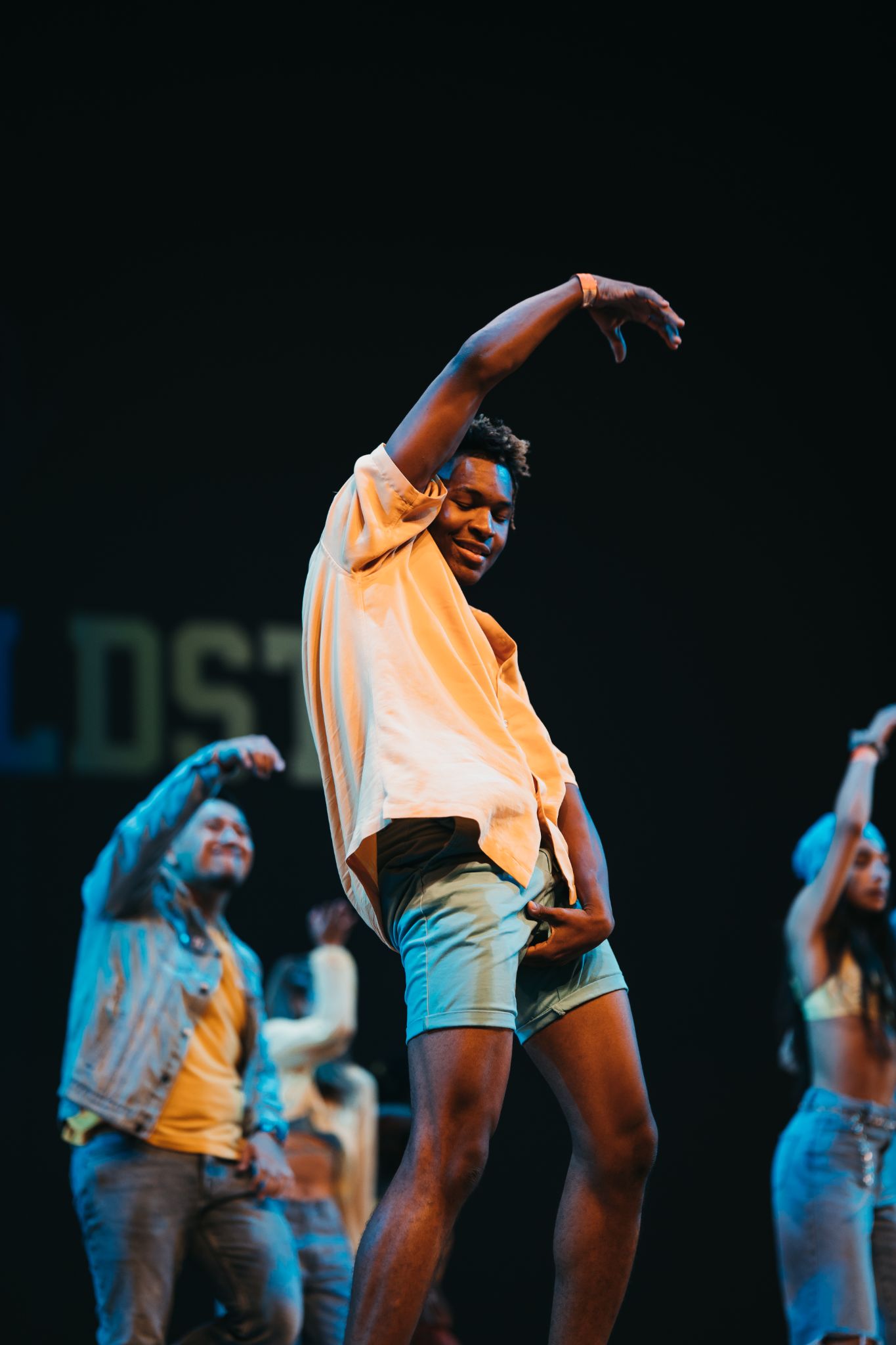 Kv100879 51428951608 o